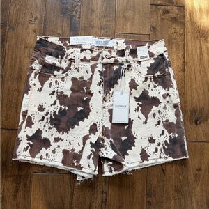 Judy Blue Women's Tan and Brown Patterned Jean Shorts